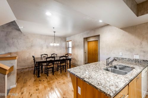 2161 Fenchurch Dr, Park City UT 84060-7822 exterior