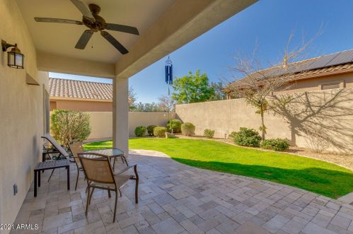 1344 Belmont Ave, Phoenix AZ 85021-6876 exterior