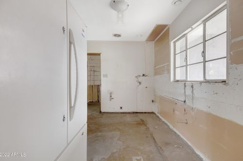 4122 Edgemont Ave, Phoenix AZ 85035-1715 exterior