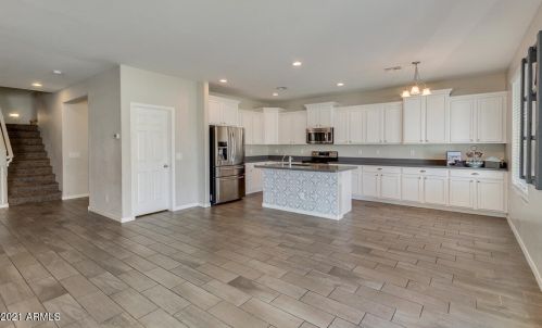 2126 Aire Libre Ave, Phoenix AZ 85022 exterior