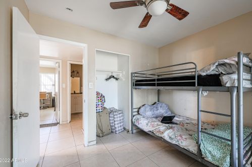 5044 Cambridge Ave, Phoenix AZ  85008-1620 exterior