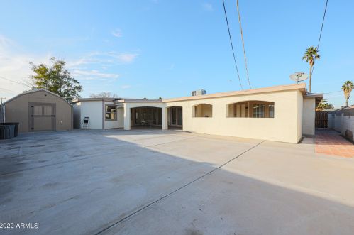 3121 Bethany Home Rd, Phoenix AZ 85015-2442 exterior