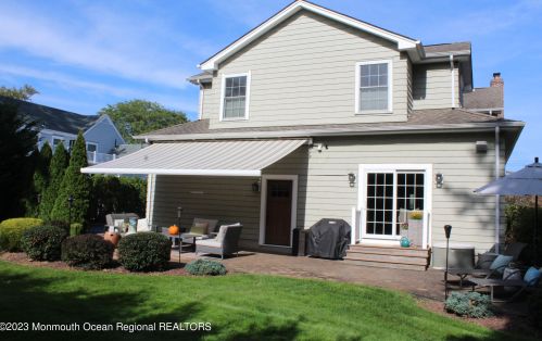 90 Lovett Ave, Little Silver NJ 07739-1403 exterior