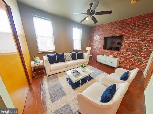 2204 15 St, Philadelphia PA 19132-4414 exterior