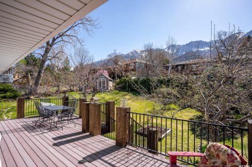 11551 Hidden Vly Blvd, Sandy UT 84092-5638 exterior