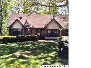 2667 Paden Cir, Birmingham, AL 35226-2817