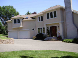 140 Oak Hill St, Newton, MA 02459-3447