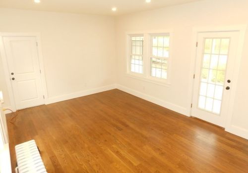 327 Quincy St, Fall River MA  02720-4421 exterior