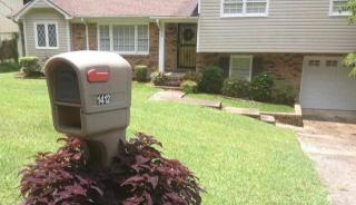 1412 Pne Tree Dr, Birmingham AL  35235-2801 exterior