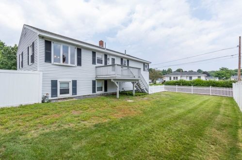 22 Glenwood Dr, Lawrence MA 01843-3001 exterior