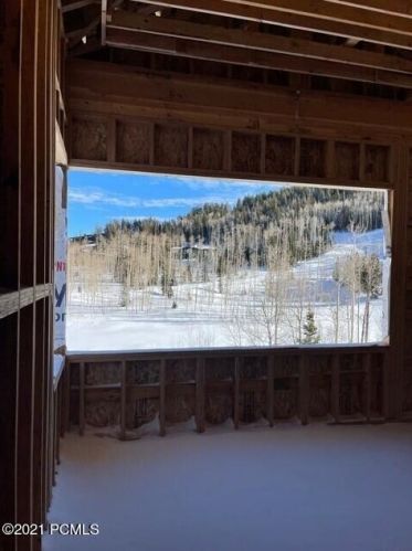 230 White Pne Cyn Rd, Park City UT 84060-6511 exterior