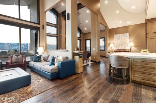 8449 Silver Crk Rd, Park City UT exterior