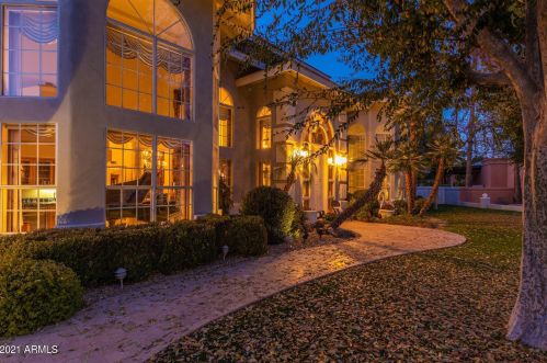 14828 15th Ave, Phoenix AZ 85015-3806 exterior