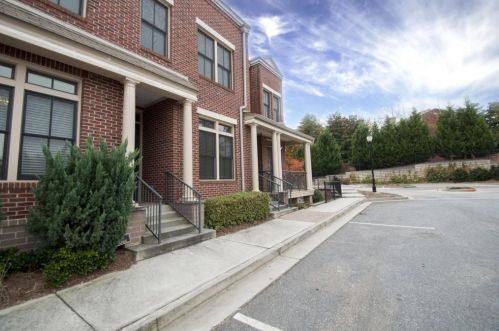 4668 Magnolia Cmns, Atlanta GA  30338-7715 exterior