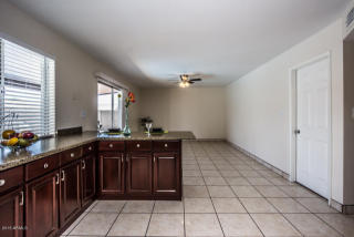 2919 87th Ln, Phoenix, AZ 85037-3203