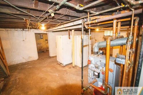 17 Grant Ave, Carteret NJ 07008-3105 exterior