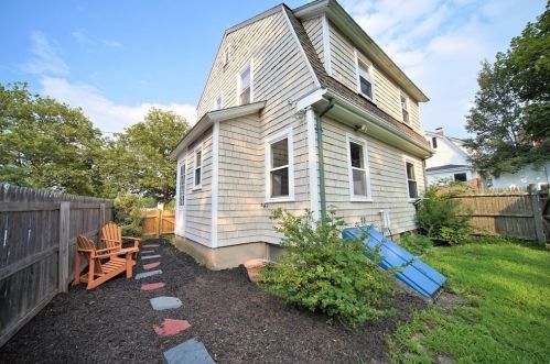 295 Southern Artery, Quincy MA 02169-2210 exterior