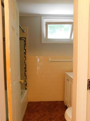 951 Rodman St, Fall River MA  02721-3947 exterior