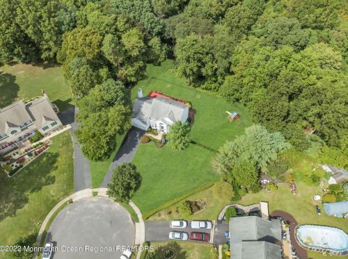 8 Bailey Ct, Jackson Twp NJ  08527-4459 exterior