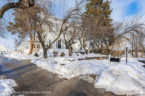 21 Birch Ln, Tinton Falls NJ 07724-3471 exterior