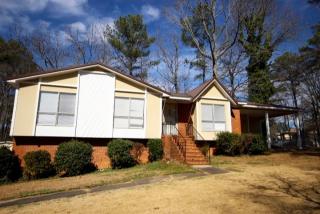 2540 Carmel Rd, Birmingham AL  35235-2106 exterior