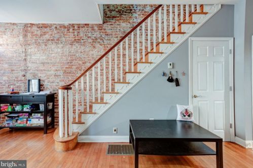 1943 Bouvier St, Philadelphia, PA 19145-2907