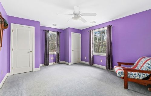 59 Crestview Rd, Milton MA 02186-3648 exterior