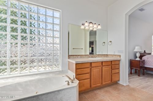 3308 Briarwood Ter, Phoenix AZ 85048-0152 exterior