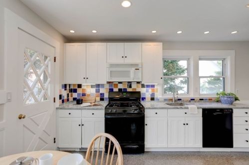 20 Amherst St, Arlington MA 02474-3408 exterior