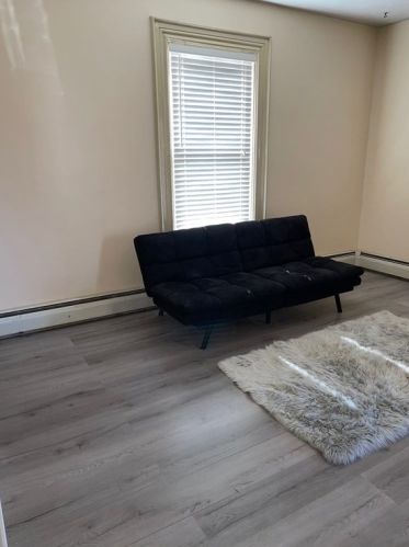 83 Houghton St, Worcester MA 01604-3823 exterior