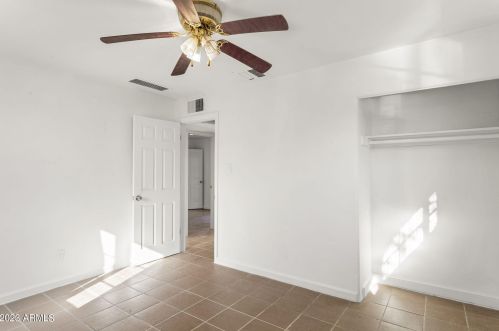 9411 3 Dr, Phoenix AZ 85021-2406 exterior