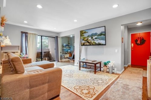 826 Main St, Belleville NJ  07109-3420 exterior