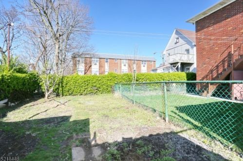 11 Van Rensselear St, Belleville NJ  07109-2911 exterior