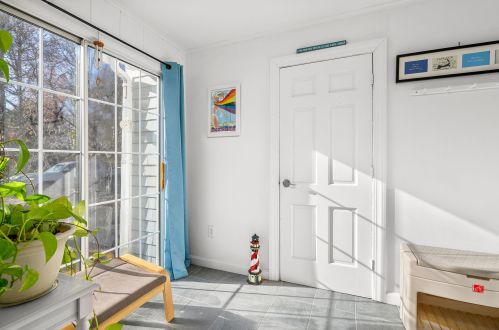 130 Main St, Dennis MA 02638-2019 exterior