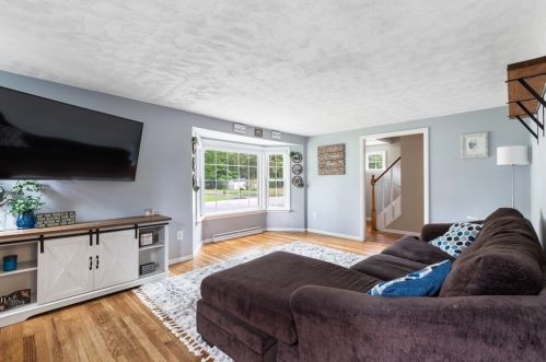 42 Hewitt Ave, Taunton MA  02780-2177 exterior