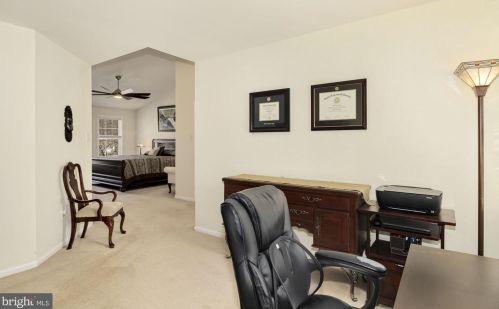 8556 Window Latch Way, Columbia MD 21045-5637 exterior