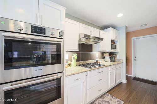 10602 25th Pl, Phoenix, AZ 85028-2562