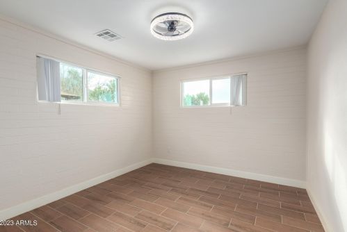 2319 41st Ave, Phoenix AZ  85009-1256 exterior