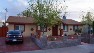 6715 Camelback Rd, Phoenix AZ  85033-1504 exterior