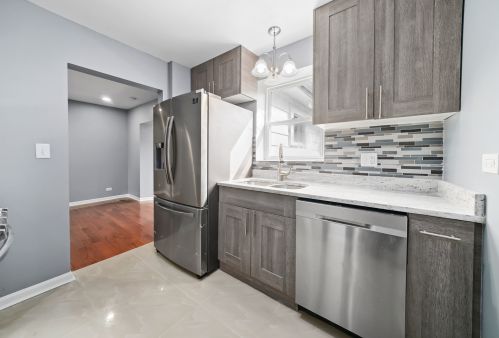 3713 Oak Park Ave, Forest View IL 60402-3902 exterior