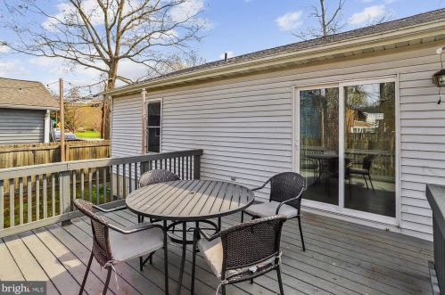 6322 Shady Side Rd, Shady Side MD  20764-9703 exterior