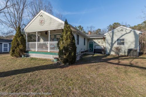 322 Stump Tavern Rd, Jackson Twp NJ 08527-3326 exterior