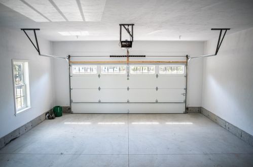 252 Charge Pond Rd, Wareham MA  02571-1108 exterior