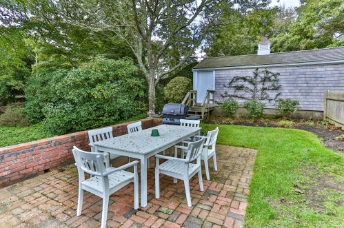 156 Chatham Bars Ave, Chatham MA 02633-2343 exterior