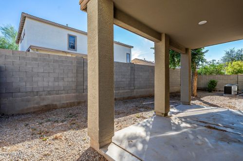 603 Beautiful Ln, Phoenix AZ 85042-7074 exterior