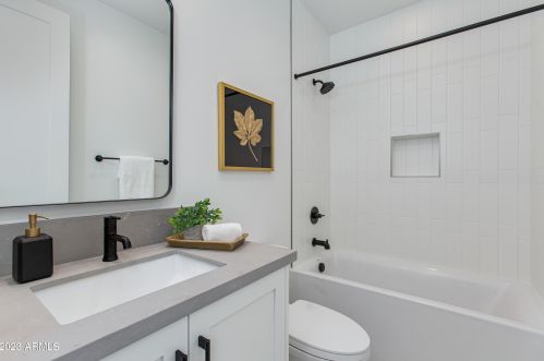 4007 34th St, Phoenix AZ  85040-1820 exterior