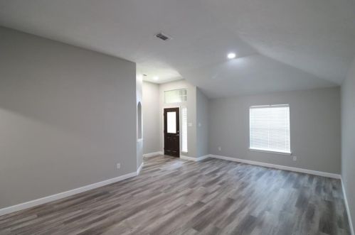 18138 Brightwood Park Ln, Richmond TX  77407-2293 exterior