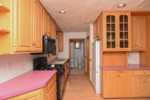 784 Broadway, Everett MA 02149-4046 exterior