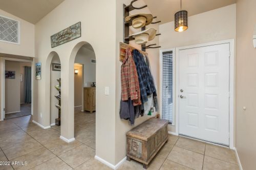 10602 42nd St, Phoenix AZ 85050-3376 exterior