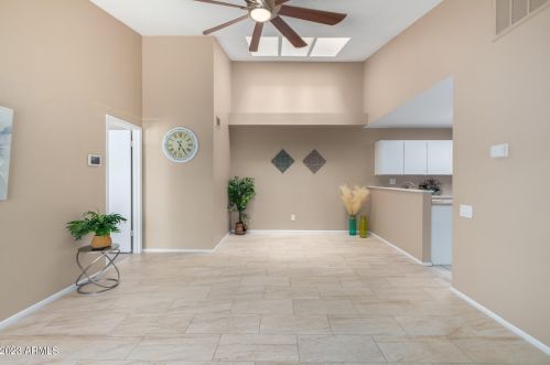 7009 42 Pl, Phoenix AZ 85050-8720 exterior